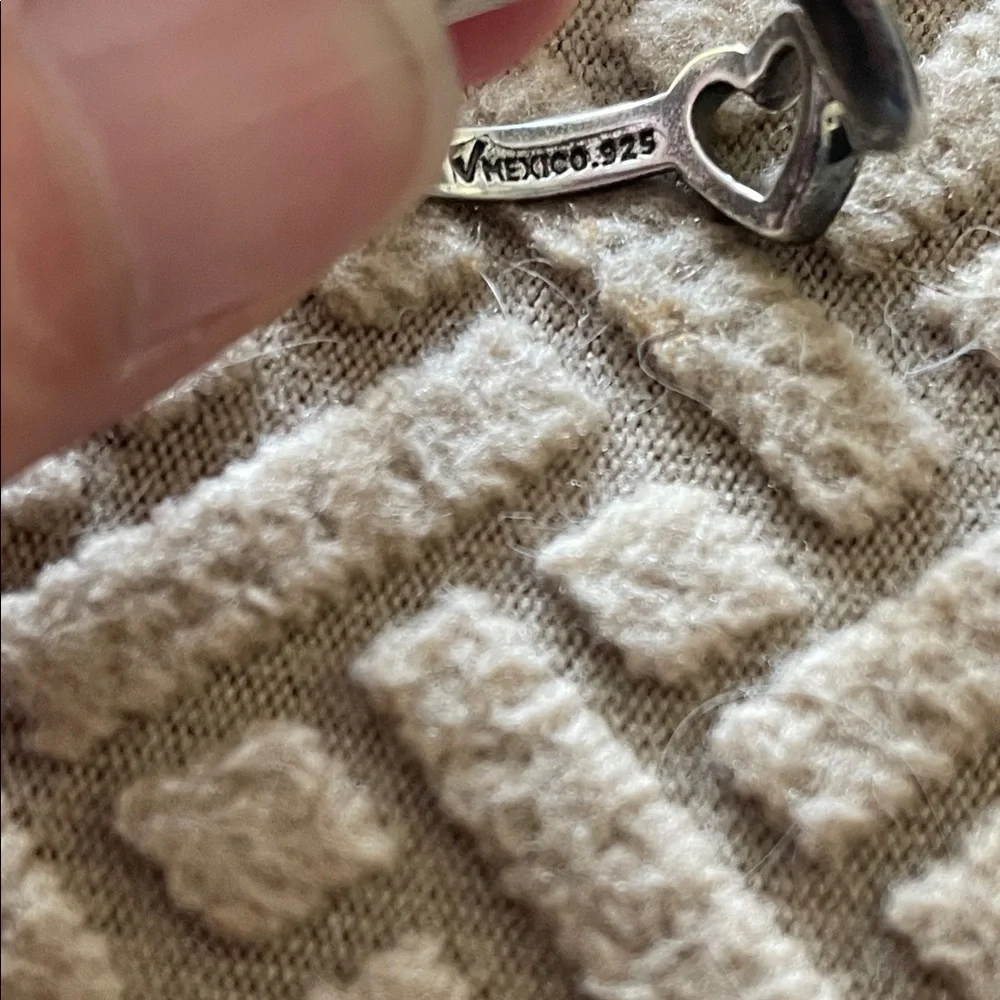 Silver Heart Infinity Ring - Picture 4 of 6